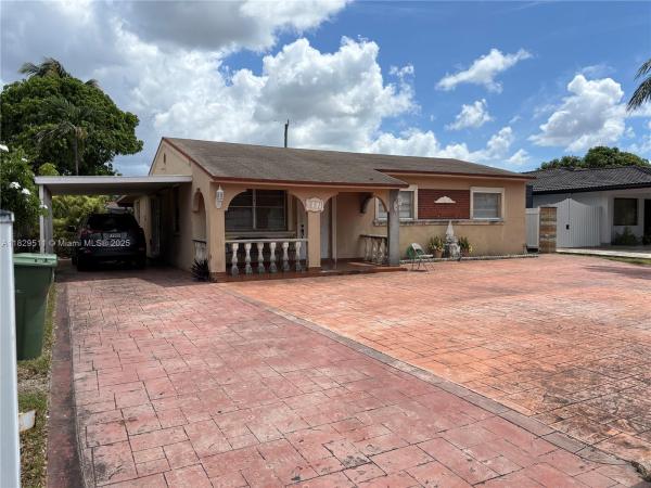 Kraftlawn, 851 W 35th St, Hialeah, Florida 33012, image 1