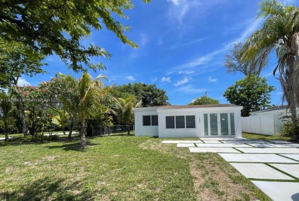 1401 NE 178th St, Miami, Florida 33162, image 1
