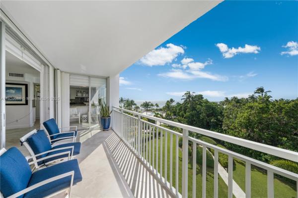 Sands Of Key Biscayne, 609 Ocean Dr #5H, Key Biscayne, Florida 33149, image 2
