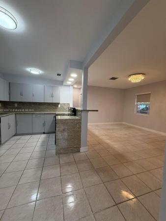 Lauderdale Manors, 1413 NW 11th St, Fort Lauderdale, Florida 33311, image 1