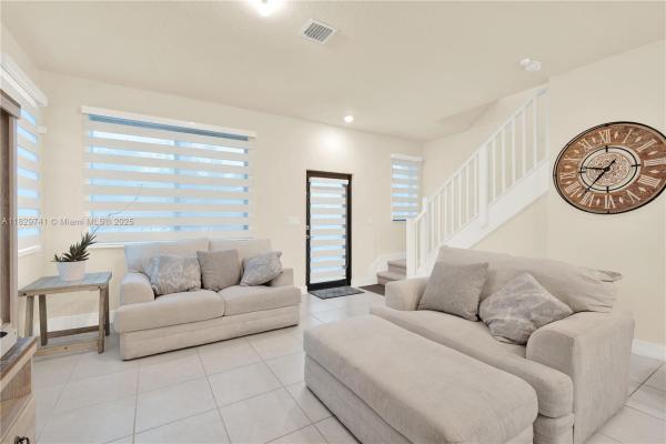 4413 NW 83rd Path, Doral, Florida 33166, image 1