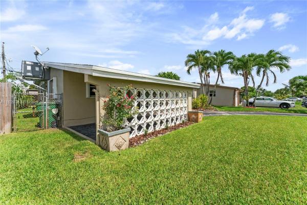 Miramar Tropical, 2341 Riviera Dr, Miramar, Florida 33023, image 3