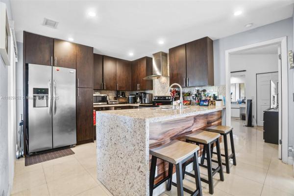 The Moors Cluster Homes, 17625 NW 62nd Ct, Hialeah, Florida 33015, image 3