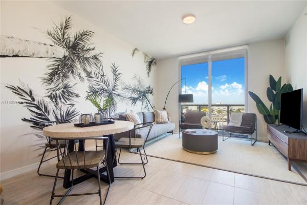Quadro, 3900 Biscayne Blvd #N-805, Miami, Florida 33137, image 1