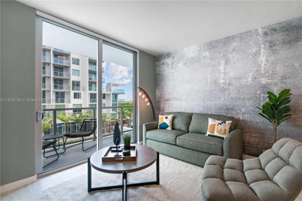 Quadro, 3900 Biscayne Blvd #S-818, Miami, Florida 33137, image 1