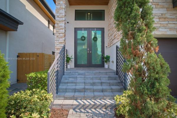 Pinnacle At Park Central, 10218 NW 76th Ter, Doral, Florida 33178, image 2