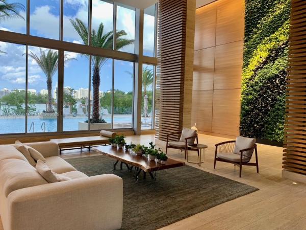 The Harbour North Tower, 16385 Biscayne Blvd #1806, North Miami Beach, Florida 33160, image 1