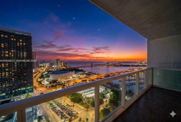 Vizcayne North, 244 Biscayne Blvd #3704, Miami, Florida 33132, image 1