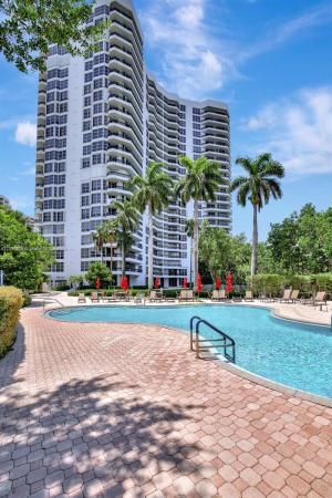 Mystic Pointe Tower 600, 3400 NE 192nd St 1606, Aventura, Florida 33180, image 1