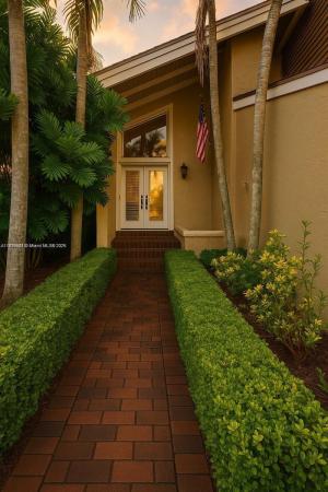Lakes Of The Meadow, 5114 SW 153rd Pl N, Kendall West, Florida 33185, image 3