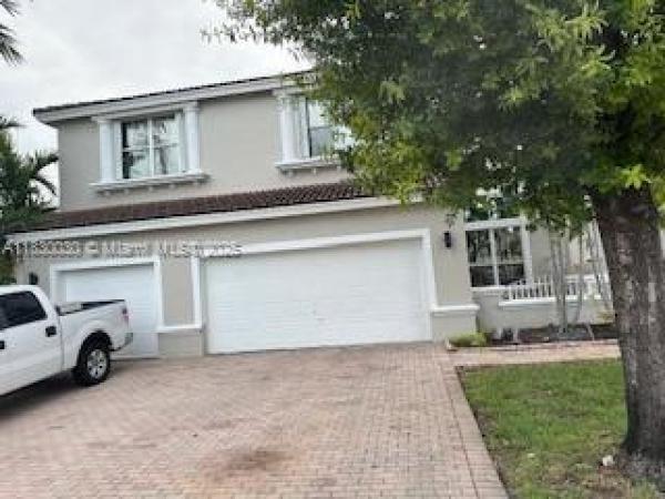 Banyan Oakridge, 5347 SW 32nd Ter, Hollywood, Florida 33312, image 2