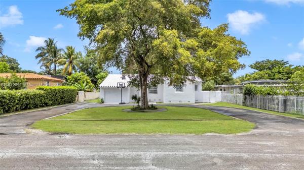 Brandon Park, 201 S Biscayne River Dr, Golden Glades, Florida 33169, image 2