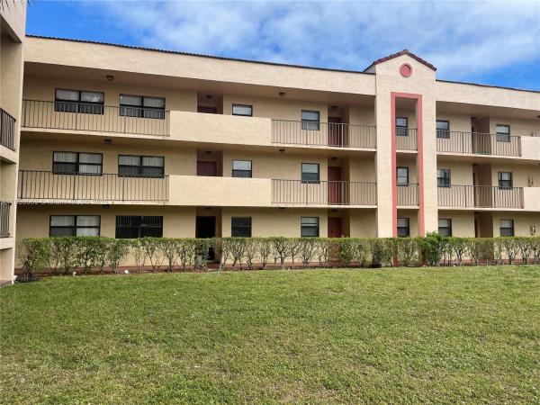 Miramar Club, 3399 Foxcroft Rd #315, Miramar, Florida 33025, image 1