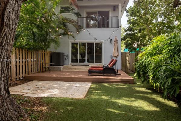 Key West In Coconut Grove, 2949 Shipping Ave, Miami, Florida 33133, image 3