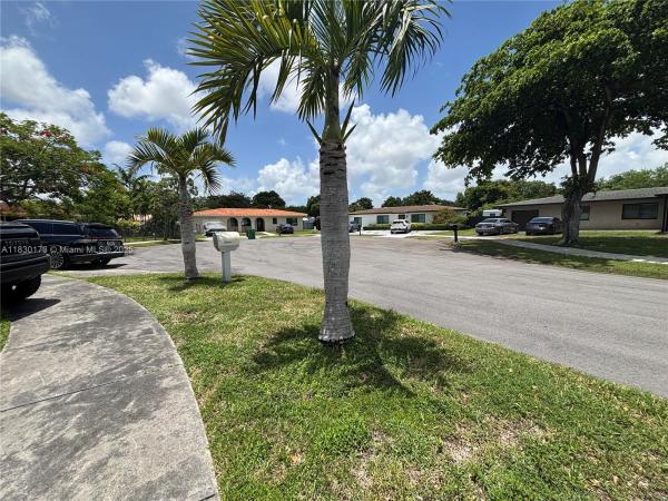 Sunset West, 13250 SW 67th St, Kendale Lakes, Florida 33183, image 3