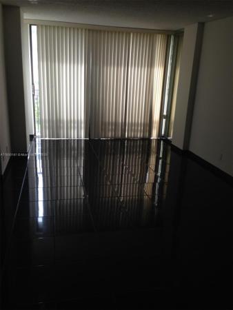 Plaza Of The Americas, 16919 N Bay Rd #514, Sunny Isles Beach, Florida 33160, image 1