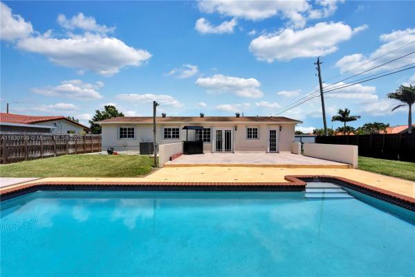 10700 SW 63rd St #10700, Unincorporated Dade County, Florida 33173, image 1