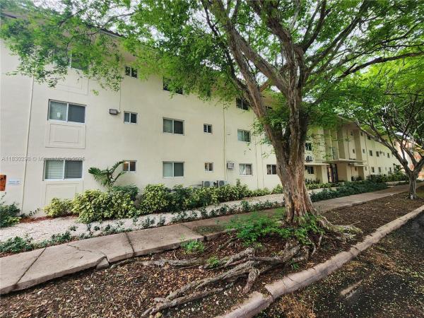 Salzedo In The Gables, 1014 Salzedo St 304, Coral Gables, Florida 33134, image 1