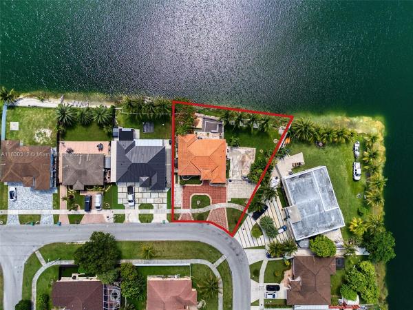 Salma Lake, 29363 SW 142nd Ave, Leisure City, Florida 33033, image 3