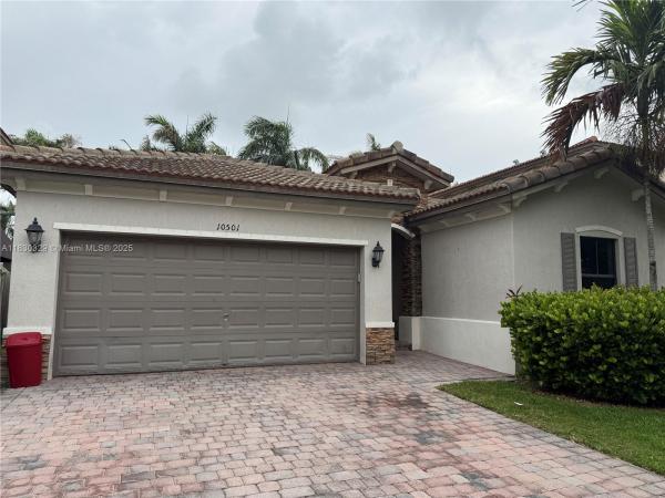 Enclave At Black Point Marina, 10501 SW 224th Ter, Cutler Bay, Florida 33190, image 2