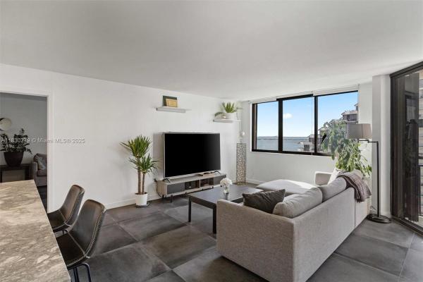 Brickell Key Two, 540 Brickell Key Dr #1519, Miami, Florida 33131, image 1