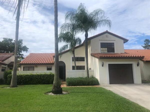 Capitol Square, 29 Capitol Ct 0, Deerfield Beach, Florida 33442, image 1