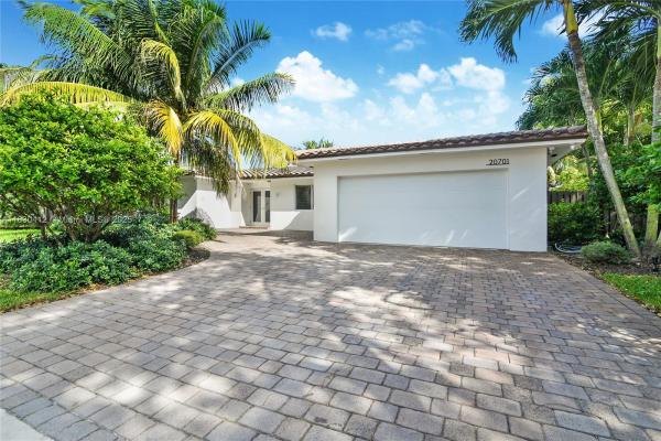 Highland Lakes, 20701 NE 21st Ct, Ojus, Florida 33179, image 2