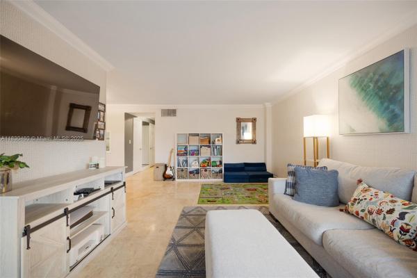 Lenox Towers, 1030 9th St #304, Miami Beach, Florida 33139, image 1