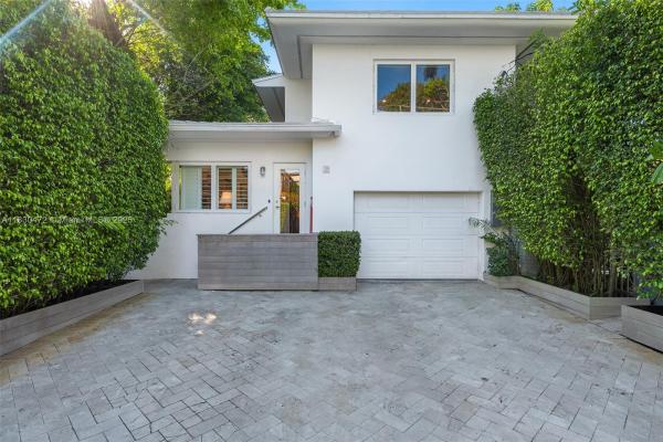 La Gorce Golf, 6001 N Bay Rd, Miami Beach, Florida 33140, image 1