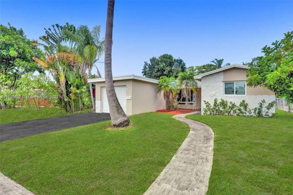 Hollywood Hills, 2011 N 49th Ave, Hollywood, Florida 33021, image 1