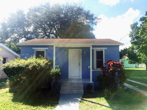 3072 NW 58th St, Miami, Florida 33142, image 1