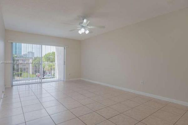 Kings Creek South, 7725 SW 86th St #A1-313, Kendall, Florida 33143, image 3