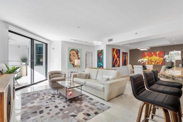 The Cosmopolitan Residences On South Beach, 110 Washington Ave 1608, Miami Beach, Florida 33139, image 1