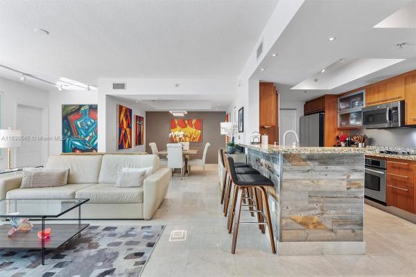 The Cosmopolitan Residences On South Beach, 110 Washington Ave #1608, Miami Beach, Florida 33139, image 3