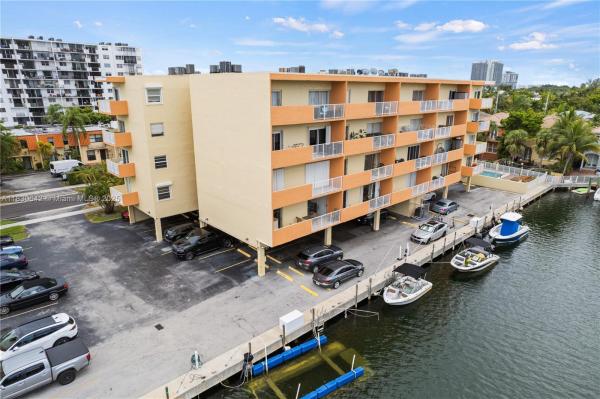 La Canadienne, 3545 NE 167th St #402, North Miami Beach, Florida 33160, image 1
