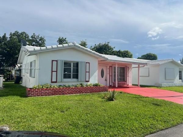 Fairhaven 11, 8104 NW 58th Pl #8104, Tamarac, Florida 33321, image 1
