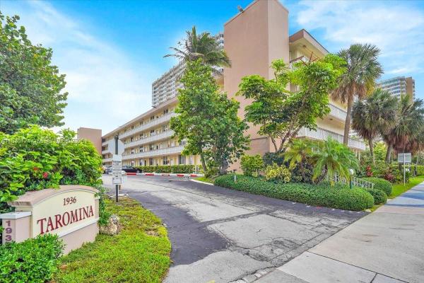 Taromina, 1936 S Ocean Dr #6D, Hallandale Beach, Florida 33009, image 1