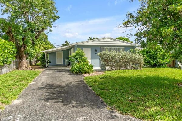 Pine Crest, 909 NE 7th St, Pompano Beach, Florida 33060, image 1