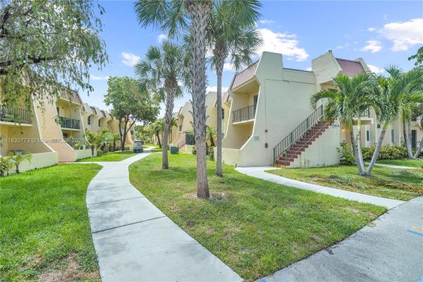 Residences At The Falls, 13882 SW 90th Ave #HH217, Kendall, Florida 33176, image 3
