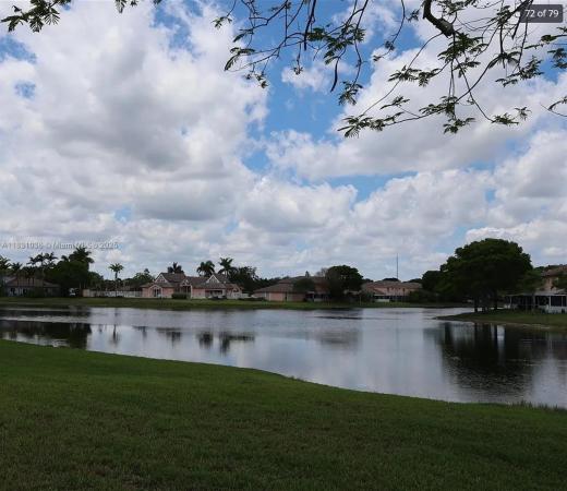 Malibu Bay, 521 NW 208th Cir, Pembroke Pines, Florida 33029, image 2