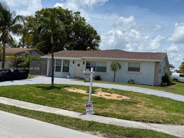 North Broward Highlands, 671 SW 14th St, Deerfield Beach, Florida 33441, image 1