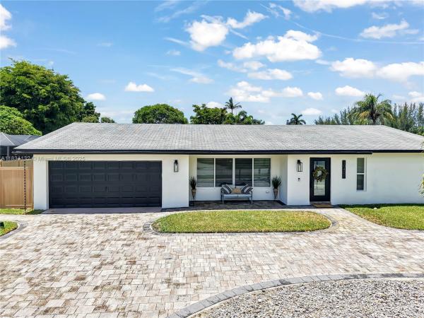 Pembroke Lakes, 10401 NW 21st St, Pembroke Pines, Florida 33026, image 1