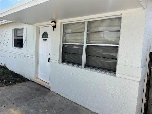 Washington Park, 2766 NW 9th Pl #2766, Fort Lauderdale, Florida 33311, image 1