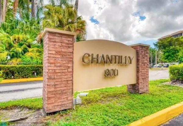 Chantilly, 900 NE 195th St #314, Ives Estates, Florida 33179, image 3