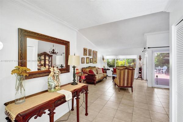 Lakes Of The Meadow, 5432 SW 150th Pl, Kendall West, Florida 33185, image 3