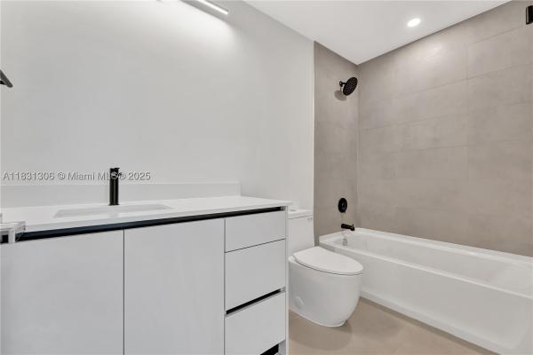 1563 NW 94th Way #09, Coral Springs, Florida 33071, image 2