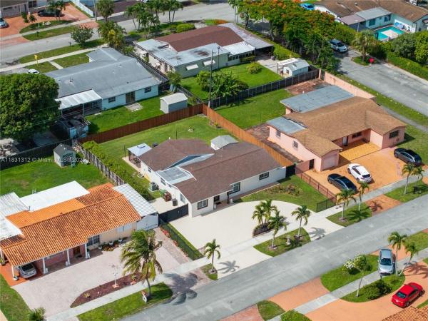 Palm Lakes, 1315 W 79th St, Hialeah, Florida 33014, image 1
