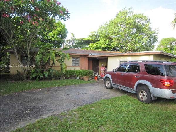 1112 NE 110th St, Miami, Florida 33161, image 1