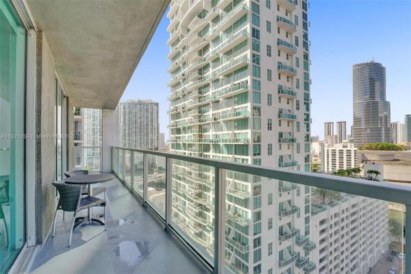500 Brickell West, 55 SE 6th St 1801, Miami, Florida 33131, image 1
