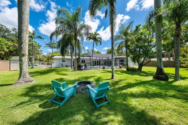 Pine Meadows, 9720 SW 140th St, Kendall, Florida 33176, image 2
